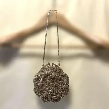 비쥬 장식 로즈 모양 파티 백