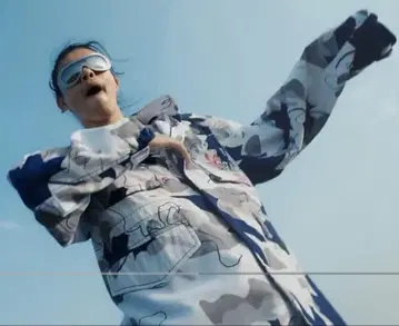 Tohji 착용 camo jacket