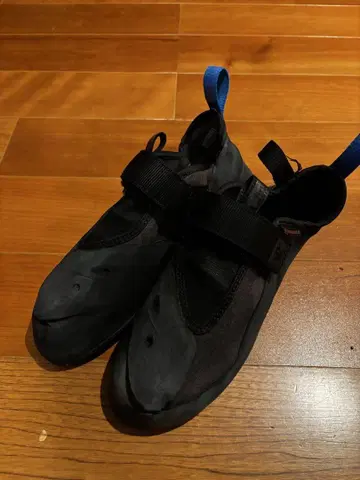 언패러렐 레글루스 US10 클라이밍 신발