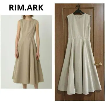RIM.ARK 플레어 실루엣 롱 원피스