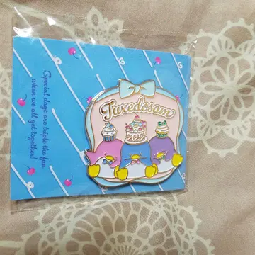 산리오 스마일 턱시도샘 탄생 45주년 기념 핀 배지 핀즈