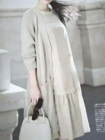 FOXEY BOUTIQUE 슬리브리스 원피스 베이지