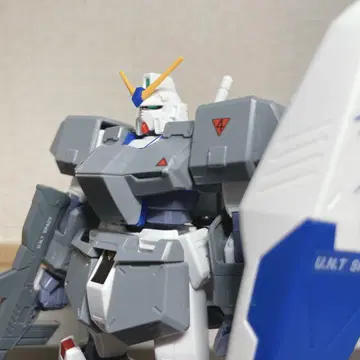 HGUC 1/144 건담 NT-1 알렉스 완성품