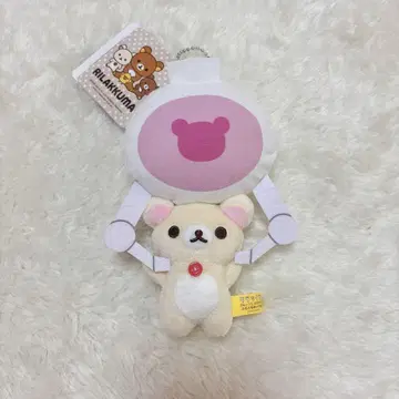 리락쿠마 크레인에 매달린 부들부들 봉제 인형 코리락쿠마