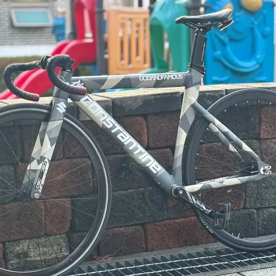 CONSTANTINE 콘스탄틴 Constantine Urbane Pattern Gray Complete