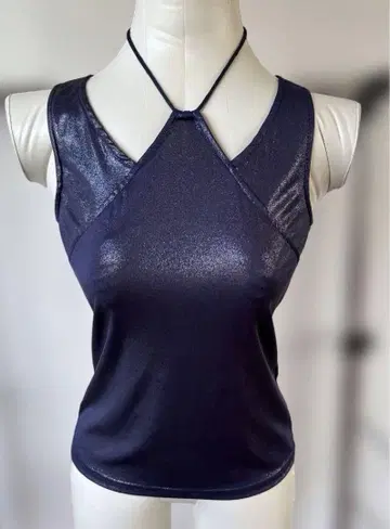 PRIDE. 다크 블루 크로스 디자인 탱크탑