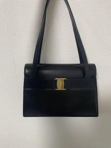 페라가모 백