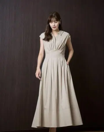 Montecristo French Sleeve Dress