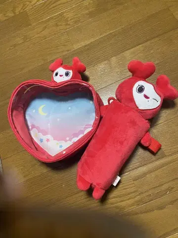 TWICE LOVELYS 하트 모양 바디 백과 노비후냐 파우치 2개 세트