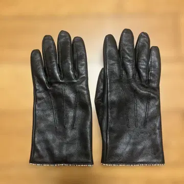 새상품급 paul smith leather glove