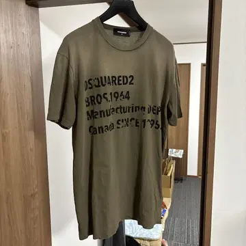 디스퀘어드 T셔츠 사이즈 XL