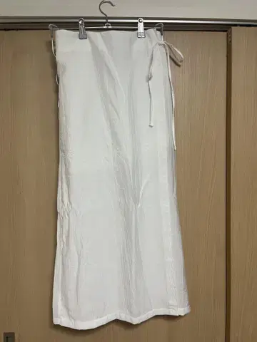 한국 랩스커트 안감 있음
