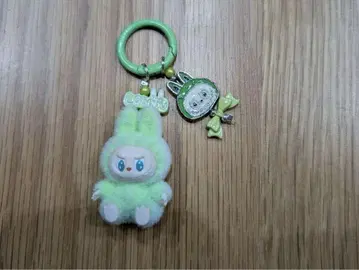 새상품 Labubu 라부부 키링 러브부 대인기 초귀여운 그린