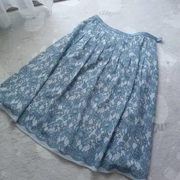 레리안 자수 블루 꽃무늬 스커트