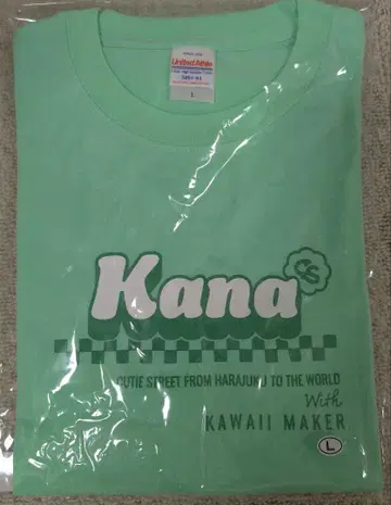 CUTIE STREET OSHI API Tee ver.2