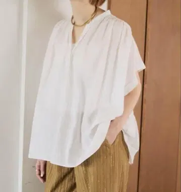 코튼 린넨 스퀘어 프렌치 슬리브 화이트