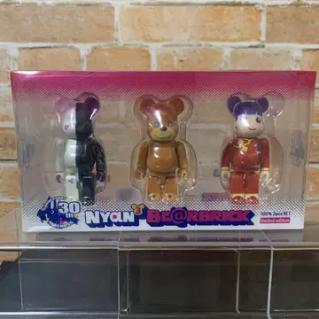 마크로스 30th Nyan Be@rbrick 베어브릭 피규어