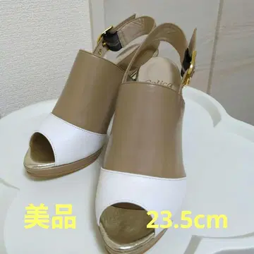 [새상품급] 버클레이 샌들 23.5cm