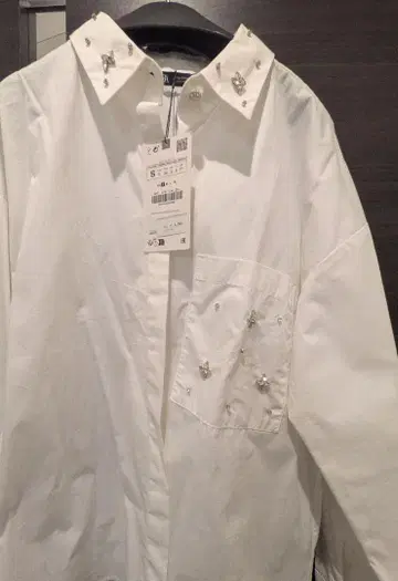 ZARA 비쥬 화이트 셔츠 S 사이즈