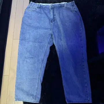 라이트 블루 스트레이트 데님 팬츠