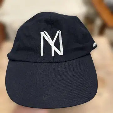 컴즈앤고즈의 캡