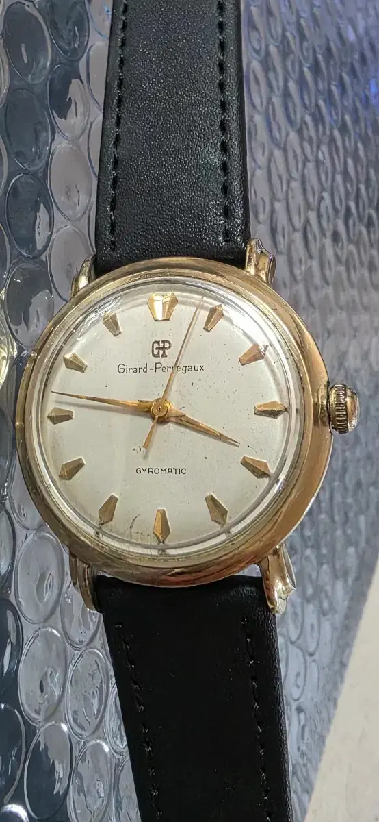 220) Girard-Perregaux Gyromatic