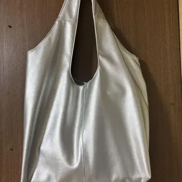 실버 핸드백 숄더 토트