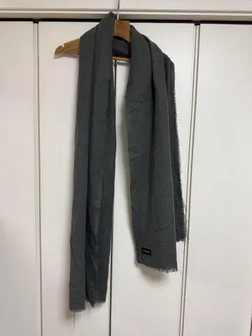 ATTACHMENT 그레이 머플러 스톨 어태치먼트