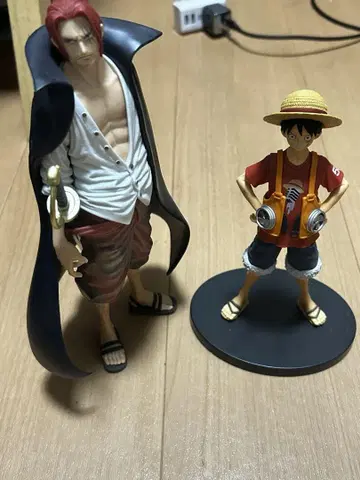 원피스 샹크스 루피 피규어