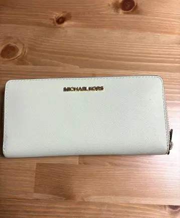 [새상품급] MICHAEL KORS 장지갑 민트 그린