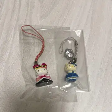 고토치 키티 스트랩 2점