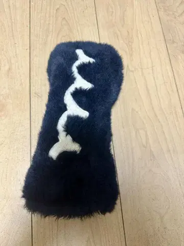 무타 유틸리티용 네이비 퍼 골프 헤드커버