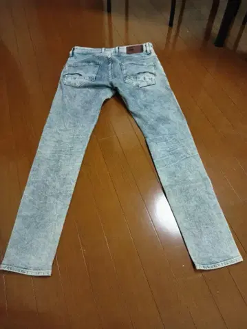 G-STAR RAW 거의 미사용 평평하게 놓은 42 스트레치 데님 스키니