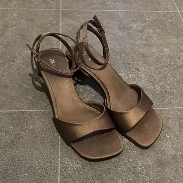 ZARA 자라 샌들 새틴풍 하이힐 샌들 36 23 23.5