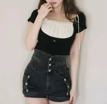 andmary Mew frill tops