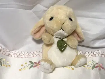 선애로우 Potte 롭이어 토끼 봉제 인형