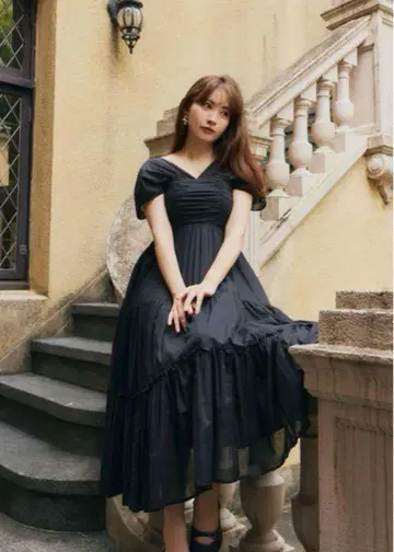 Her lip to Days Of Sunshine Dress M