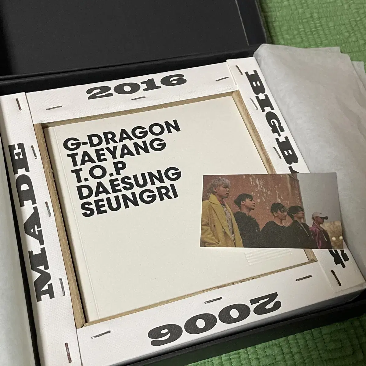 BIGBANG MADE THE FULL ALBUM キャンバス 韓国版 レア BIGBANG MADE THE FULL ALBUM キャンバス 韓国版 レア