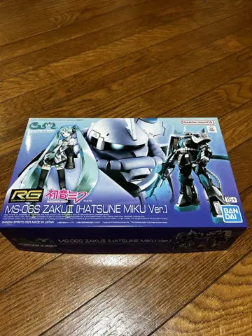 RG 1/144 MS-06S 자쿠 II [하츠네 미쿠 Ver.]