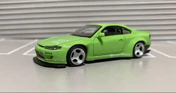 MINI GT Nissan Silvia Rocket Bunny Green