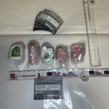 가챠 산리오 캐릭터즈 레트로 미니어처 참 2의 5종 컴프 세트입니다.
