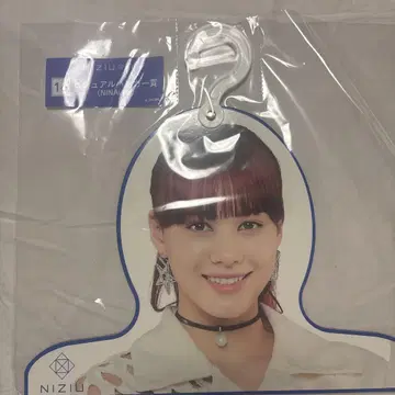 NIZIU NINA NiziU 로손 복권 비주얼 행거 니나 ver.