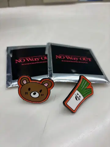 WayV 핀 배지 NO Way OUT 쿤 KUN 2종 세트