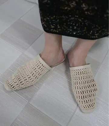 AMERI MESH FLAT SANDAL 아이보리 L 사이즈 새상품