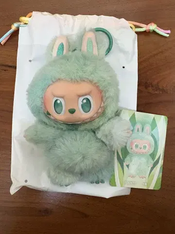 LABUBU 미도리