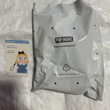 CRYBABY 플러쉬 카드 홀더 앨리스 POPMART