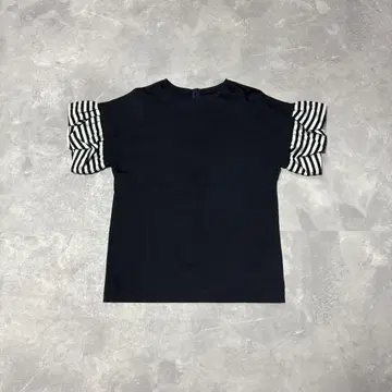 BORDERS at BALCONY 보더스 앳 발코니 반팔 티셔츠
