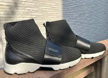 매킨토시 필로소피 스니커즈 23.5cm 미사용 새상품