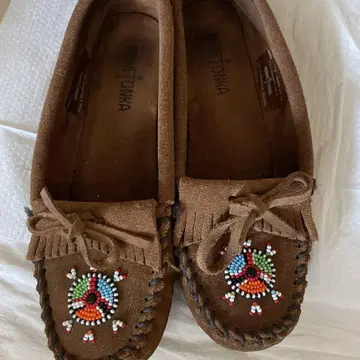 M MINNETONKA 모카신