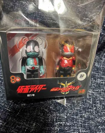 베어브릭 가면라이더 구 1호 쿠우가 피규어 세트 미개봉